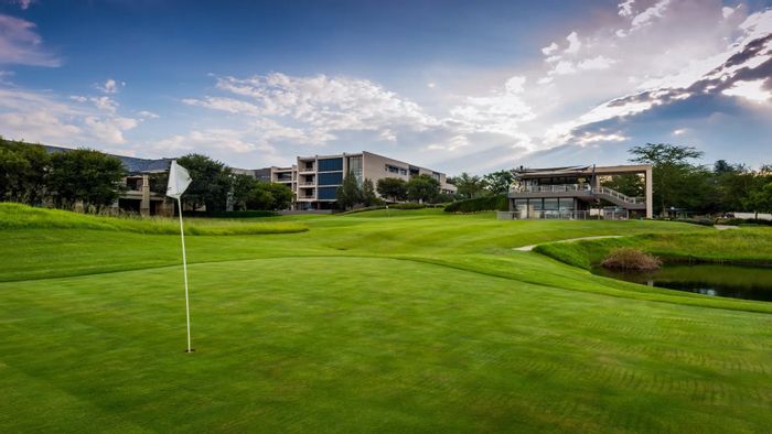 Wierda Valley Commercial Office To Rent: Scenic views, backup power, prime location.