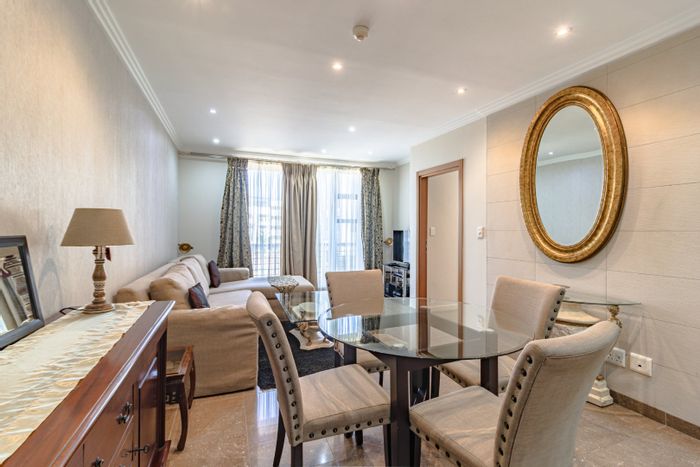 2-Bedroom Apartment To Rent in Bedford Gardens with direct mall access and security.