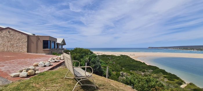 For Sale: House in Witsand Central with panoramic views, private nature reserve access.
