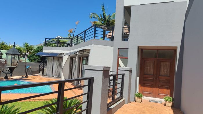 House To Rent in Caribbean Beach: 4 beds, pool, secure estate, boat access.