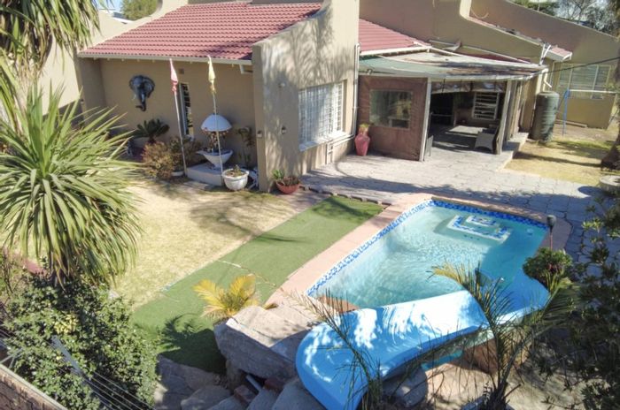 For Sale: 6-bedroom house in Croydon with granny flat and swimming pool.