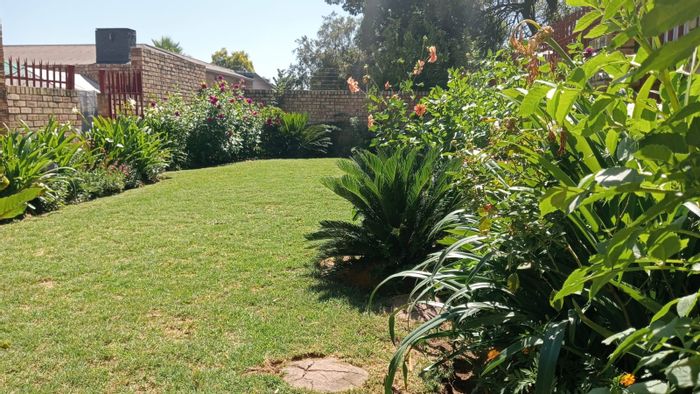 4-Bedroom House For Sale in Vanderbijlpark SE 1 with Office and Security Features