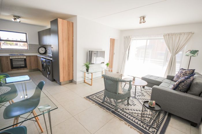 Eco Park Estate Apartment To Rent: 3 beds, security, gardens, and fibre connectivity.