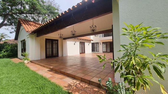House To Rent in Melrose Estate: 3 en-suite bedrooms, study, garden, flatlet.