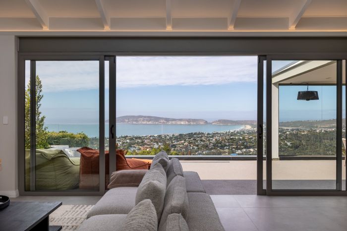 Cutty Sark House For Sale: 6 beds, 7 baths, dual heated pools, ocean views.