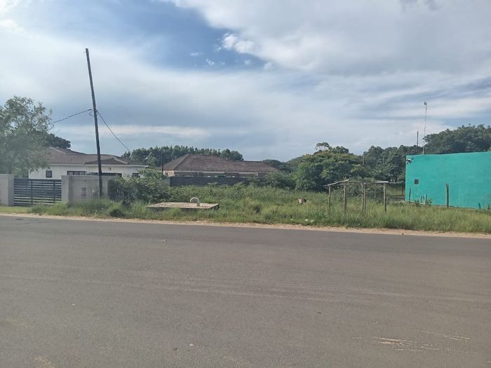 Vacant Land Residential for Sale in Esikhawini Central, near schools and shopping.