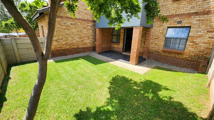 For Sale: Apartment in Noordwyk with private garden, security, and amenities.