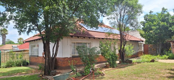 Dual-living house for sale in Stilfontein Central with solar panels and borehole.