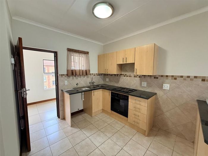 Brentwood Park Apartment For Sale: 1 bedroom, secure living, easy access amenities.