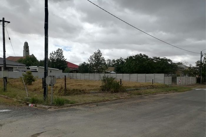 For Sale: 458m² Vacant Land in Riviersonderend Central, ideal for development.