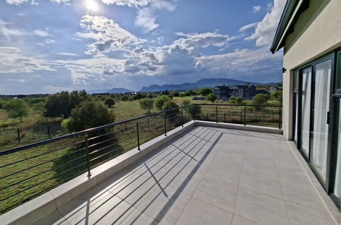 La Camargue Private Country Estate House To Rent: 4 beds, pool, scenic views.