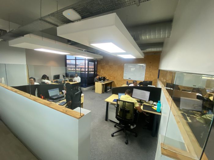 Commercial Office Space To Rent in Observatory | Flexible Layout, Security, Parking Available