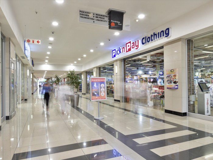 Commercial Space To Rent in Weltevreden Park with Covered Parking and 370 m² Area.