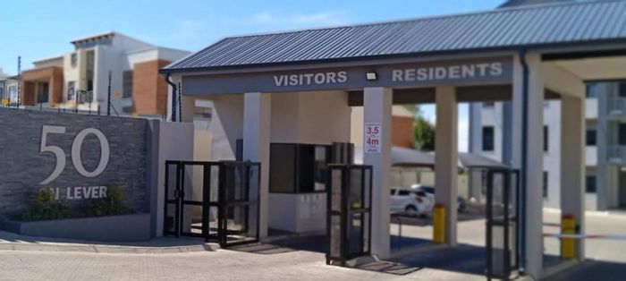 To Rent: 2-Bedroom Apartment in Carlswald with Pool, Parking, and Balcony.