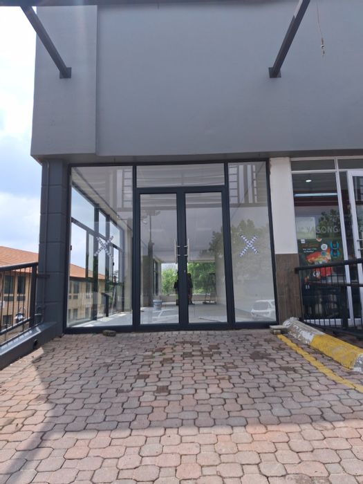 Refurbished Commercial Retail Space To Rent in Craighall Park, ideal for various industries.