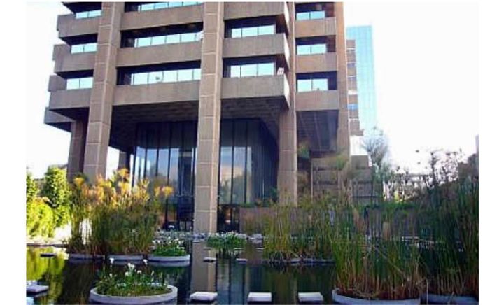 Auckland Park Commercial Space To Rent: 164.22 m², prime access, ideal for businesses.