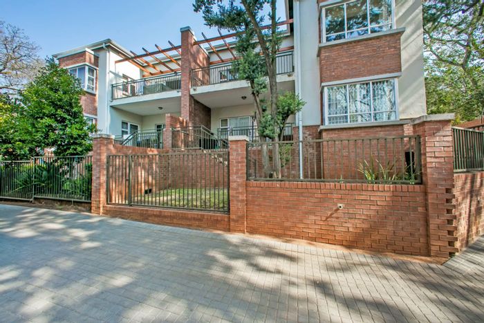 For Sale: Parkview Apartment with 2 Bedrooms, Security, and Private Terrace.