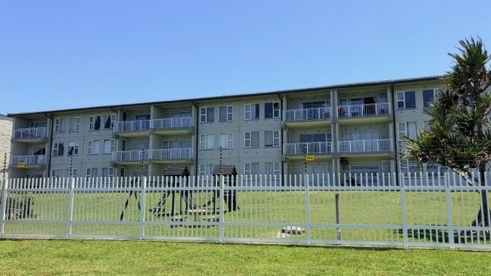 For Sale: Apartment in Beacon Rocks with ocean views, balcony, and communal amenities.