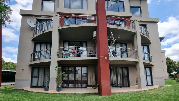 Ground Floor Apartment For Sale in Rooihuiskraal North: 2 Beds, 2 Baths, Secure Complex.
