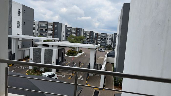 For Sale: 2-Bedroom Apartment in Carlswald with amenities and secure access.