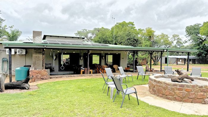 For Sale: 265 ha farm in Lephalale Rural with multiple accommodations and game.