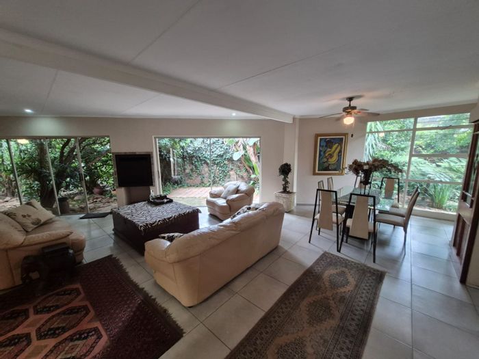 For Sale: Monument Park House with 3 beds, flatlet, office, and spacious yard.