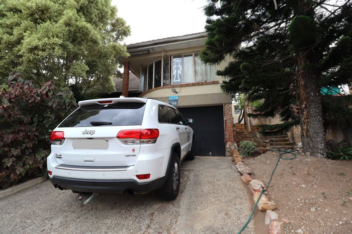 For Sale: Spacious 3-Bedroom House in Mount Croix with Double Garage and Pool Potential.