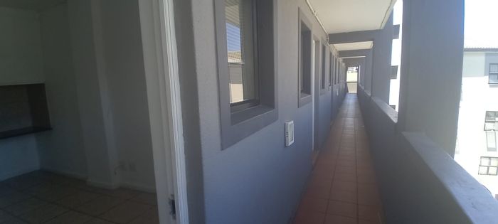 For Sale: 1-Bedroom Apartment in Maitland with 24/7 Security and Parking.