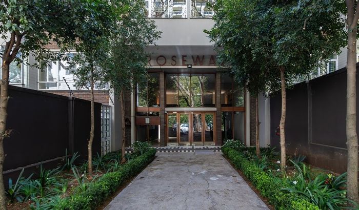 2 Bedroom Apartment To Rent in Rosebank with parking, garden, and pet-friendly options.