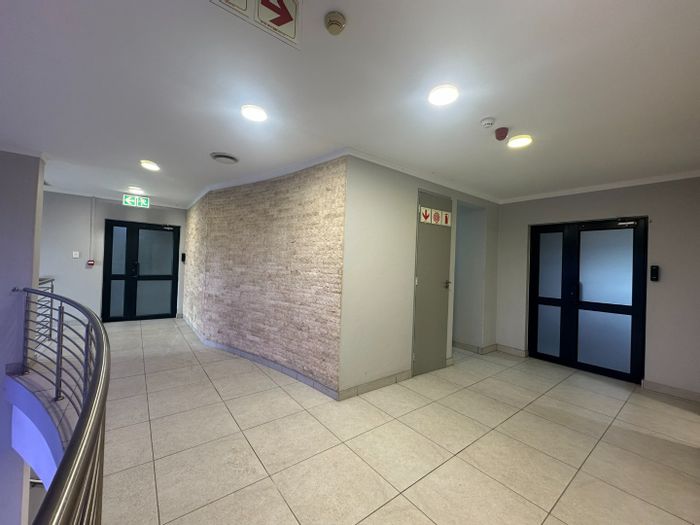 Commercial office to rent in Faerie Glen with balcony, parking, and backup power.