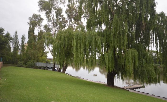 Vacant Land Residential For Sale in Riverspray Lifestyle Estate with river access and amenities.