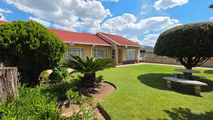 La Hoff House For Sale: 4 Bedrooms, spacious yard, double garage, security features.