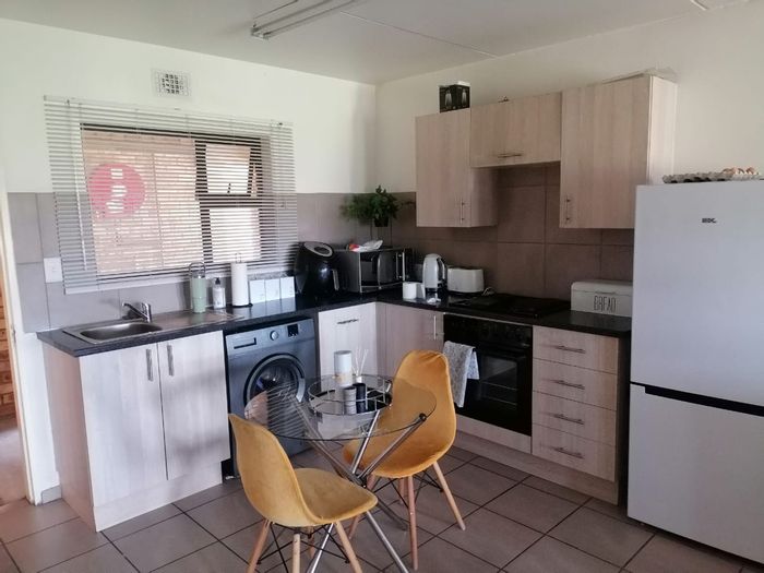 3-Bedroom Apartment To Rent in Albertsdal with balcony, parking, and play area.