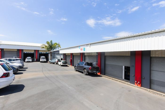 Industrial Storage Garage for Sale in Shelly Beach with 3 Phase Electricity.