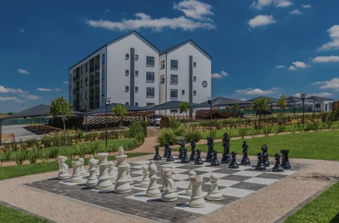 Lilianton Apartment To Rent: 2 beds, 2 baths, pool, gym, clubhouse access.