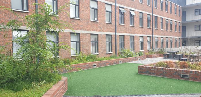 For Sale: 2-Bedroom Apartment in Thornton with secure parking and green spaces.