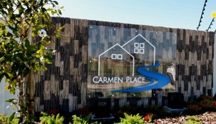 Rouxville House For Sale: 3 Bedrooms, 2.5 Bathrooms, Customizable Designs Available.