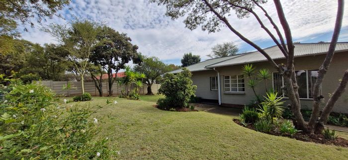 Property #2257086, House rental monthly in Modderfontein