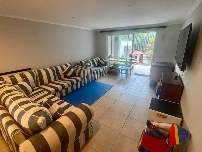 Property #2257171, Apartment for sale in Lelieskloof