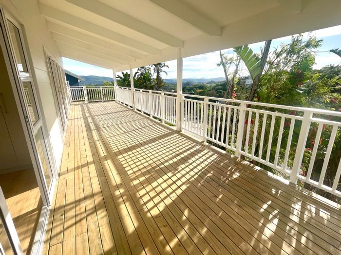 Brand New Knysna Heights House For Sale with Stunning Valley Views and Spacious Deck