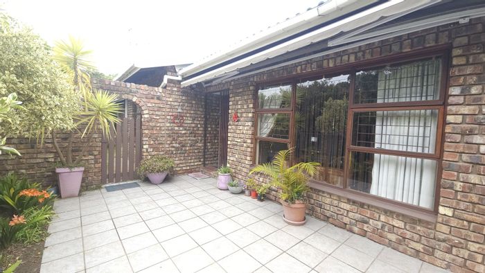 Charming House in The Village For Sale: Spacious Interiors, Braai Room, Garden Oasis!