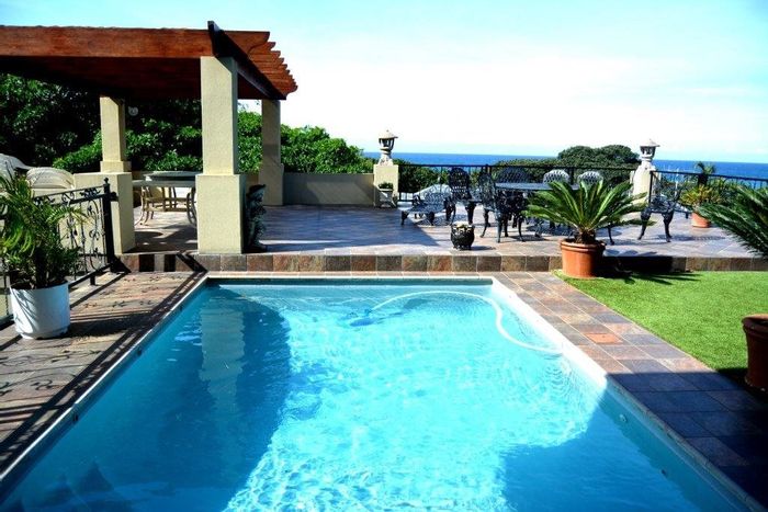 Umtentweni House for Sale: Spacious 5-Bedroom Home with Sea Views and Flats!