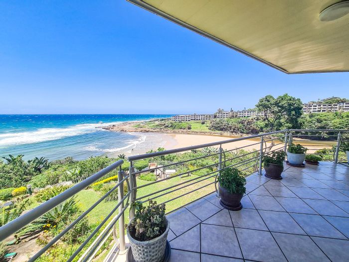 Seaside Apartment in Uvongo: Ocean Views, Direct Beach Access, Fully Furnished!