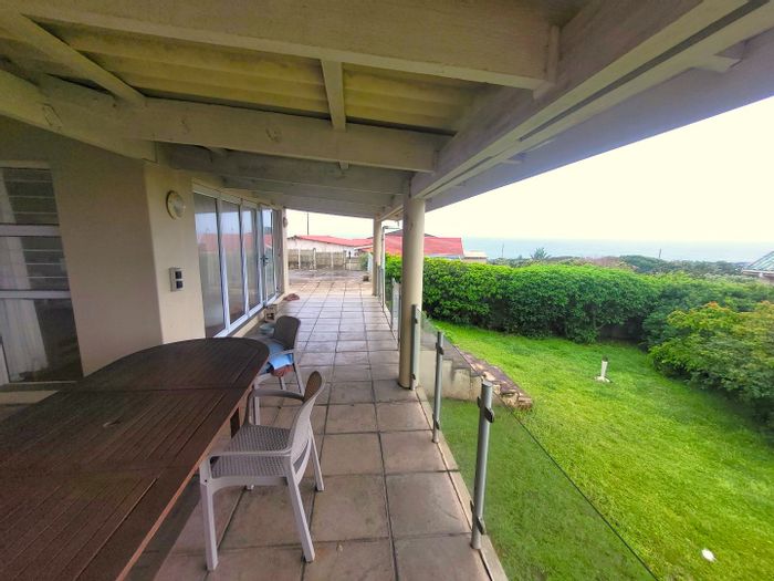 Sea View House with Flatlet, Steps from Southport Beach – For Sale!