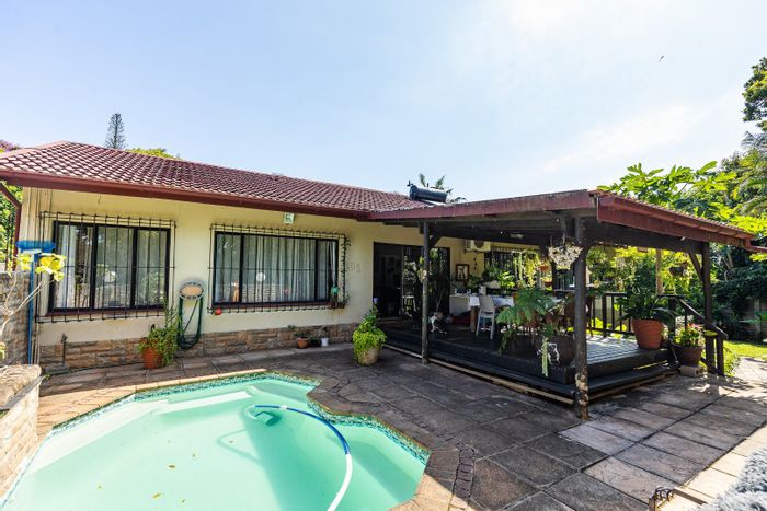 Spacious Uvongo House with Pool, Flats, and Versatile Living Spaces For Sale!