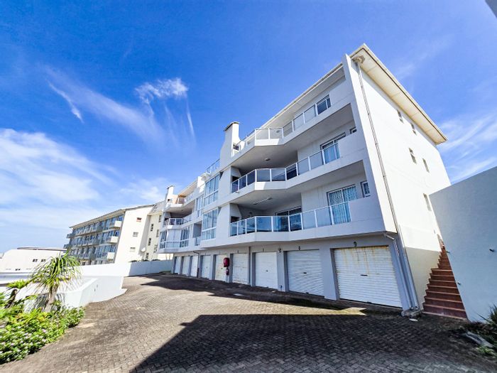 Ground Floor Apartment for Sale in Ramsgate, Steps from Beach and Ocean Views