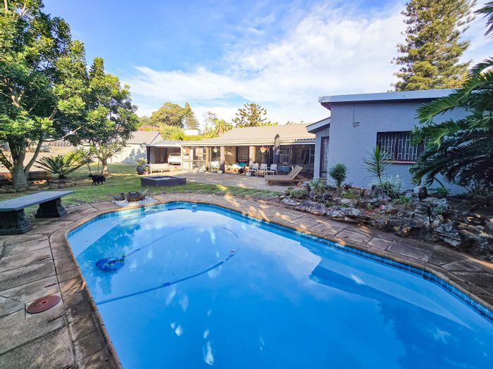 Umtentweni House for Sale: Steps from Beach, Pool, & Income-Generating Flat!