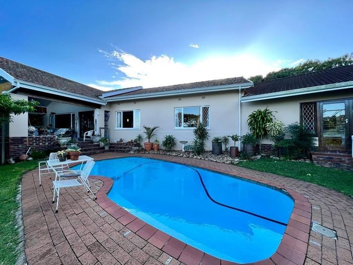 Southport House For Sale: Five Dwellings, Pool, Garden, Ideal Investment Opportunity!