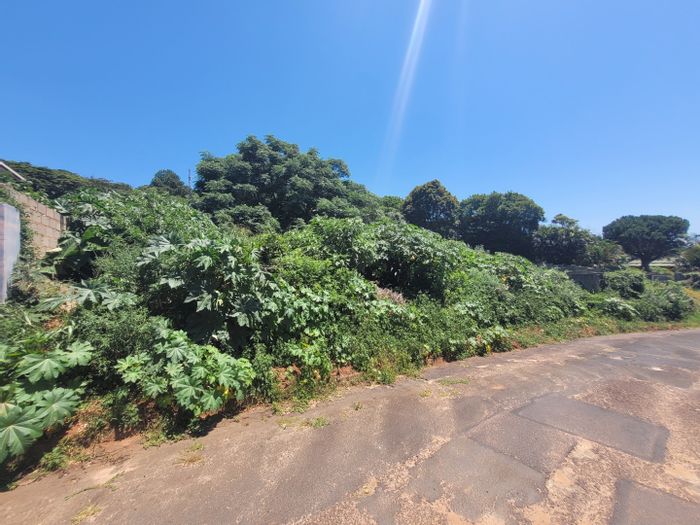 Vacant Land For Sale in Woodgrange: Build Your Dream Home Near Beaches!