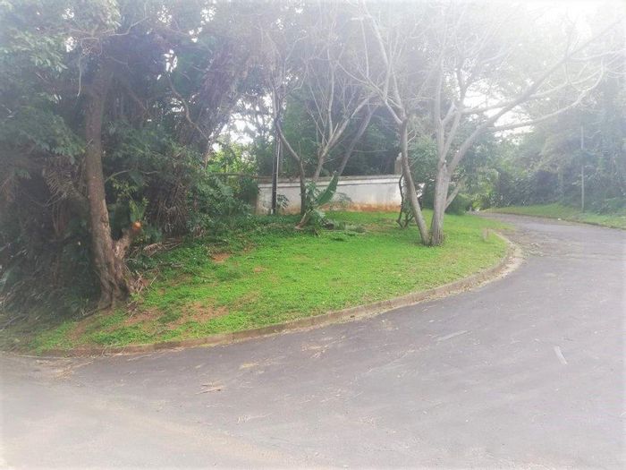 Prime Corner Vacant Land in Umtentweni - Ideal for Home or Development!